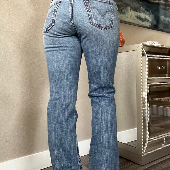 Levi’s - Picture 5 of 6